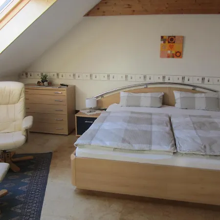 Haus Storck Lejlighed Neustadt an der Weinstraße Eksteriør billede